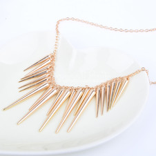 Collar de puntas